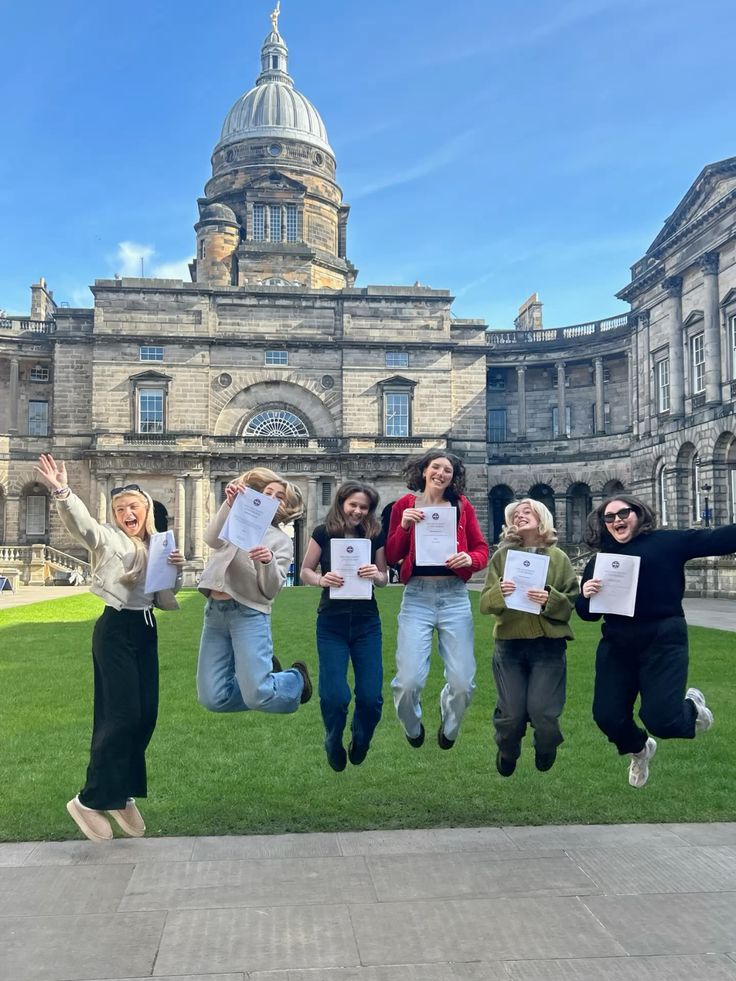 Expert Education Consultants at Right Move Consultant Gujranwala